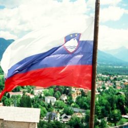 Slovenien flagga